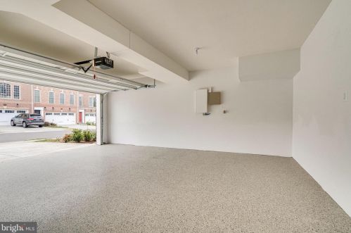 7892 Carbondale Way, Springfield VA  22153 exterior