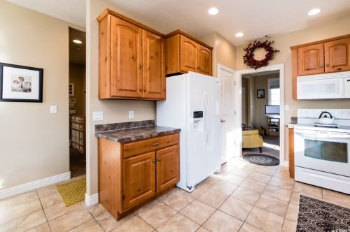 456 Cottage Ct, Providence UT 84332-4700 exterior