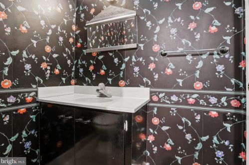 137 22nd St, Philadelphia PA 19132-1504 exterior