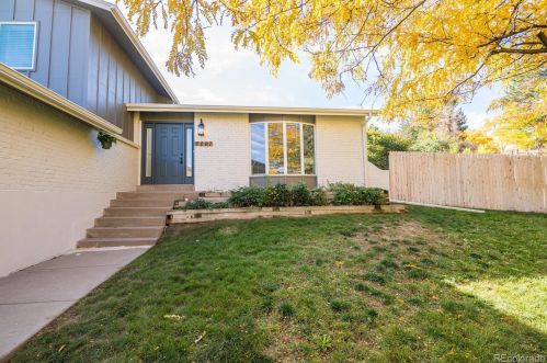 6297 Niagara Ct, Englewood CO 80112-1011 exterior