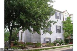 8818 Ridge Hollow Ct, Springfield VA  22152-1424 exterior