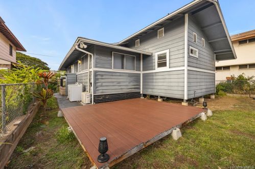 1837 Pacific Hts Rd, Honolulu HI  96813-1571 exterior