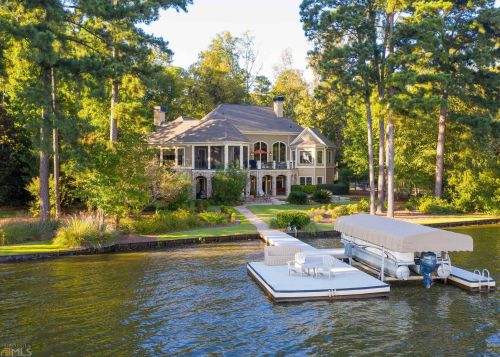 1211 Cory Cir, Reynolds Plantation GA  30642-4829 exterior