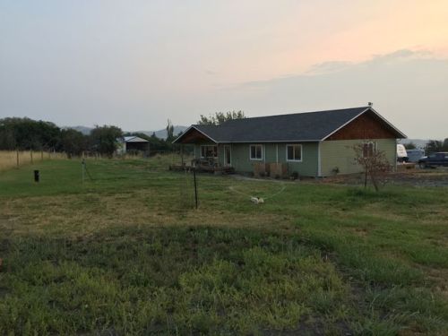 60864 Mountain View Dr, Cove, OR 97824-3601