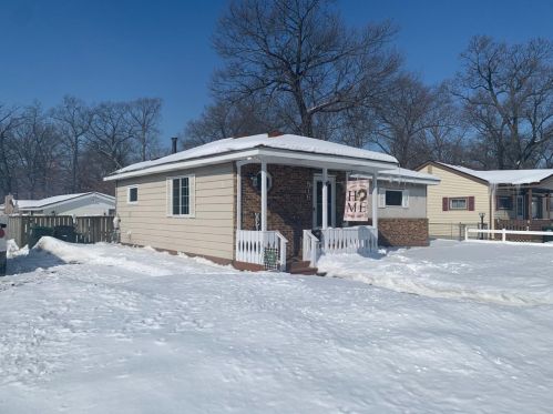 516 Liberty Pl, Hobart IN 46342-4659 exterior