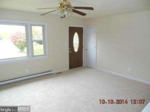 205 Berea Church Rd, Fredericksburg, VA 22406-5127