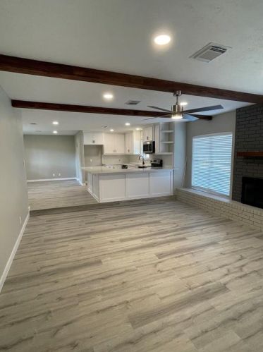 908 Windswept Dr, Conroe TX  77301-1146 exterior