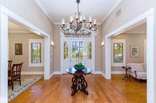 1015 Tiger Tail Dr, Riverside CA  92506-5423 exterior