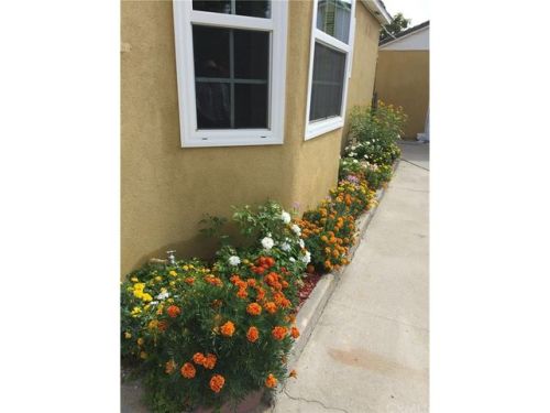 15330 Cabell Ave, Bellflower, CA 90706-3723