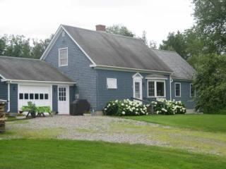 11 Kimball Dr, Lancaster, NH 03584-3412