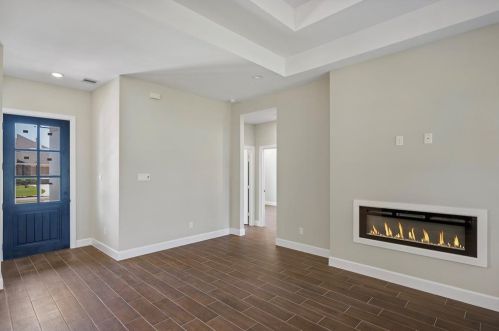 614 Longhorn Trl, Angleton TX 77515-9623 exterior