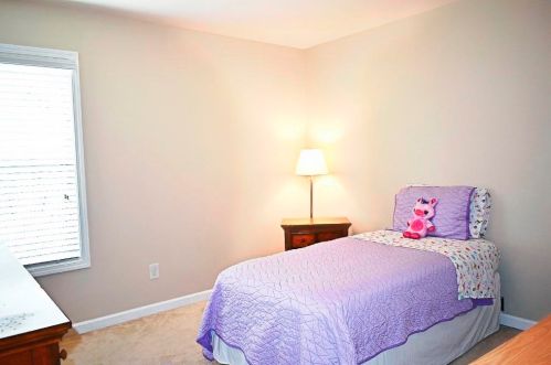 424 Fernbay Dr, Atlanta GA  30331-8956 exterior