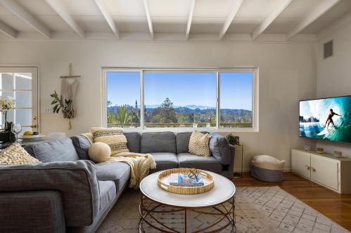 831 Windsor Way, Santa Barbara, CA 93105-2231
