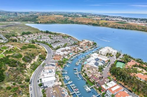 4719 Marina Dr, Carlsbad, CA 92008-4238
