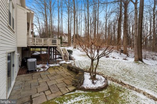 704 Pebble Bch Dr, Silver Spring MD 20904-3576 exterior