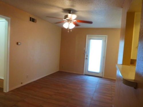 407 Cliff Dr, Garland TX  75042-6722 exterior