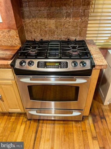 1401 State St, Trenton NJ 08609-1713 exterior