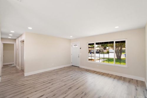4437 Warren St, Riverside CA  92503-3050 exterior