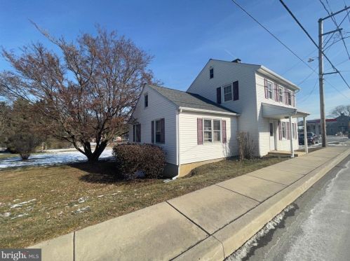 857 Village Rd, Lancaster PA  17602-1626 exterior