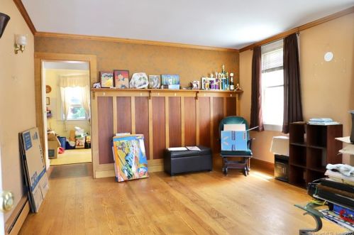 261 Hillside Ave, Torrington CT  06790-5528 exterior