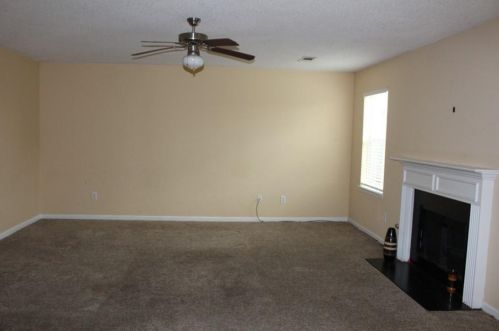 1897 Sawgrass Dr, Hampton GA  30228-5314 exterior