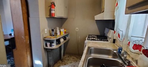 144 Kent St, Trenton NJ 08611-1018 exterior