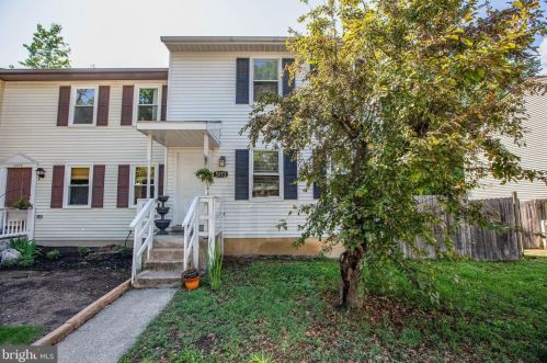 5273 Daffodil Dr, Fredericksburg, VA 22407-1458