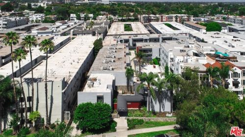 4617 Willis Ave, Van Nuys, CA 91403-2672