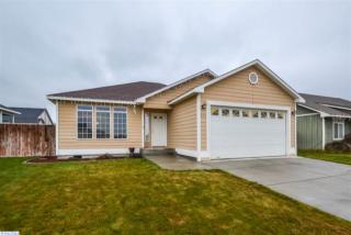 202 Young St, Kennewick, WA 99336-8527