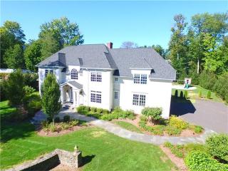 25 Mockingbird Ln, Glastonbury, CT 06033-1754