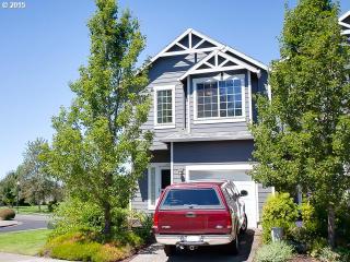 21117 Osburn Loop, Interlachen, OR 97024-6766