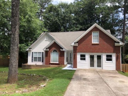 3388 Concord Cor, Conyers GA  30013-2374 exterior