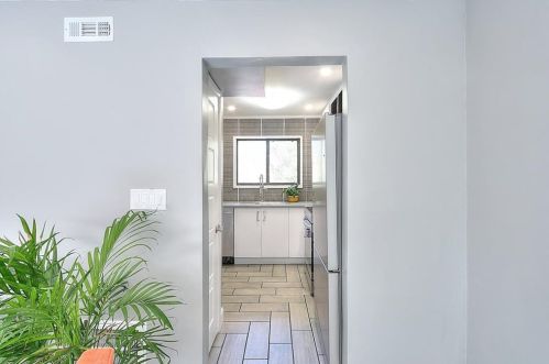 2504 Bradford Sq, Atlanta GA  30345-1336 exterior