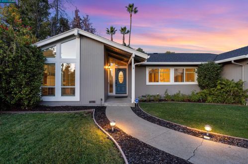 3707 Sheridan Ct, Concord CA  94518-1627 exterior