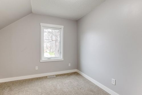 805 3rd St, Princeton MN  55371-1513 exterior