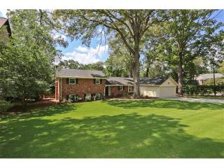 1764 Moonstone Ct, Decatur, GA 30033-1411