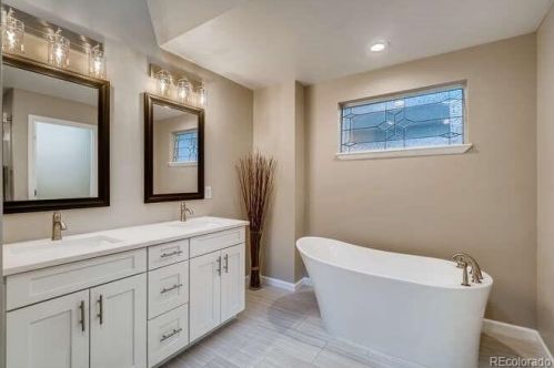 14380 Hampden Ave, Denver CO  80014-3995 exterior