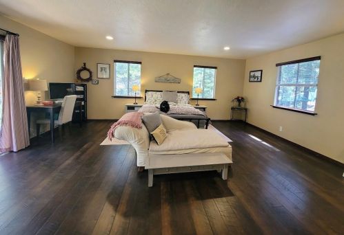 10792 Heather Rd, Truckee CA  96161-2502 exterior