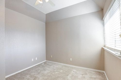 1320 Riley Dr, Carrollton TX 75007-1140 exterior