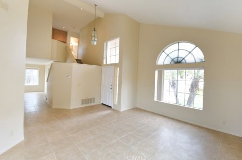 27459 Rosebay Ct, Temecula, CA 92591-6114