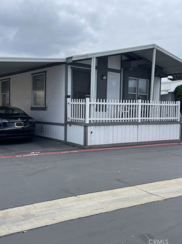 22600 Normandie Ave, Torrance CA  90502-2366 exterior