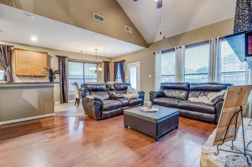 5329 Molasses Dr, Fort Worth TX  76179-8166 exterior