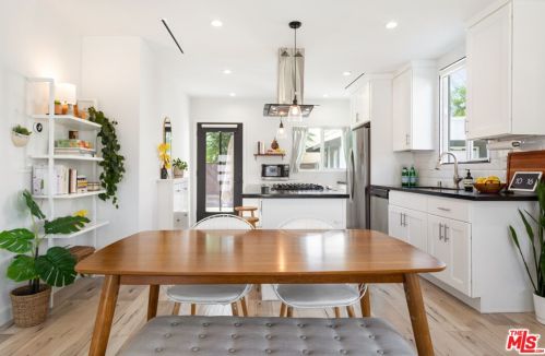 414 Acacia Ave, Glendale CA  91205-2822 exterior