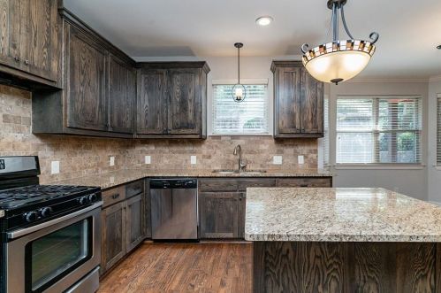 320 Collins, Argyle TX 76226-2357 exterior