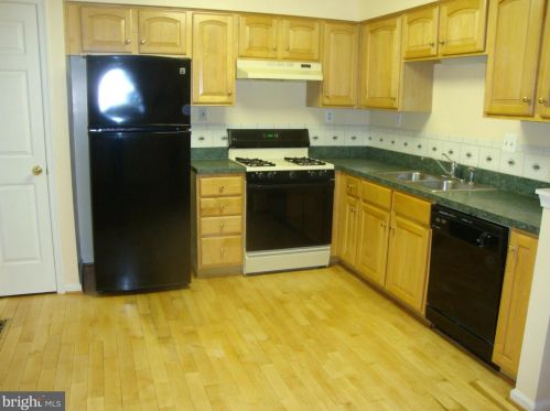 6376 Stagg Ct, Springfield VA  22150-1183 exterior