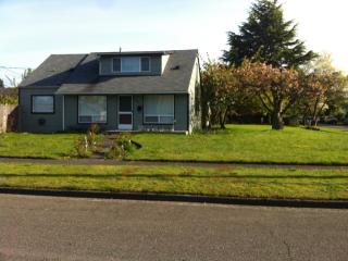 4716 33rd St, Tacoma WA  98407-4704 exterior