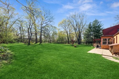 2974 Brookview Ln, Palatine, IL 60067-7309