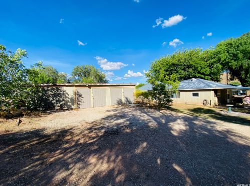 80 Main St, Leeds UT 84746-8001 exterior