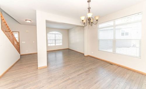 36 Burnette Dr, Antioch, IL 60002-2614