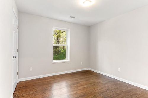 866 Brookdale Dr, Atlanta GA  30315-7103 exterior